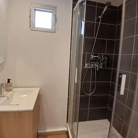 Aphrodite Apartament *