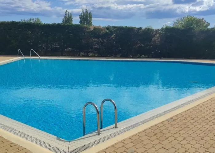 Aphrodite Apartment *